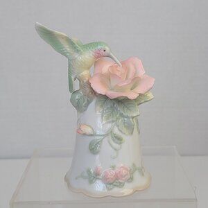 Cosmos Gifts Fine Porcelain Hummingbird With Pink Rose Bell Figurine Decor